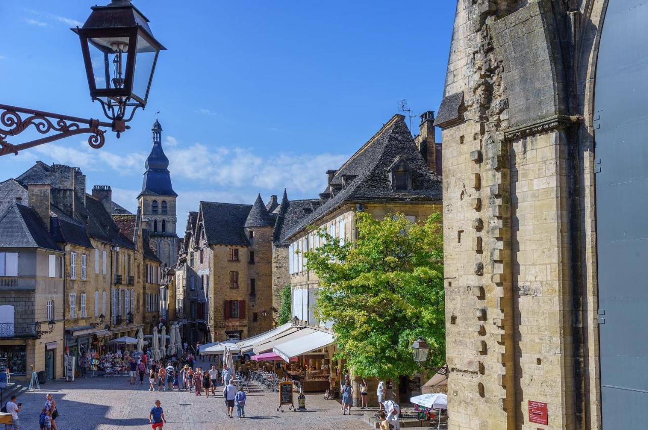La Vieille Ferme: Superbe Complexe De 3 Gites En Pierre Avec Piscine Au Coeur Du Perigord Noir Saint-Genies Exterior photo