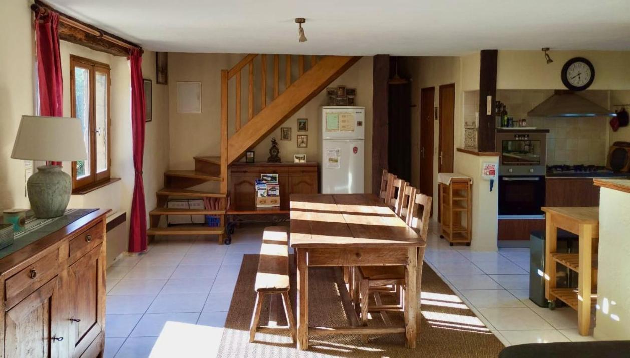 La Vieille Ferme: Superbe Complexe De 3 Gites En Pierre Avec Piscine Au Coeur Du Perigord Noir Saint-Genies Exterior photo